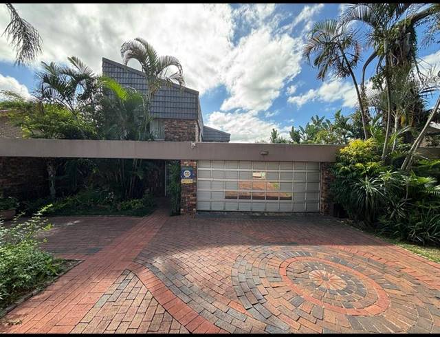 4 BEDROOM HOUSE FOR SALE IN RESERVOIR HILLS